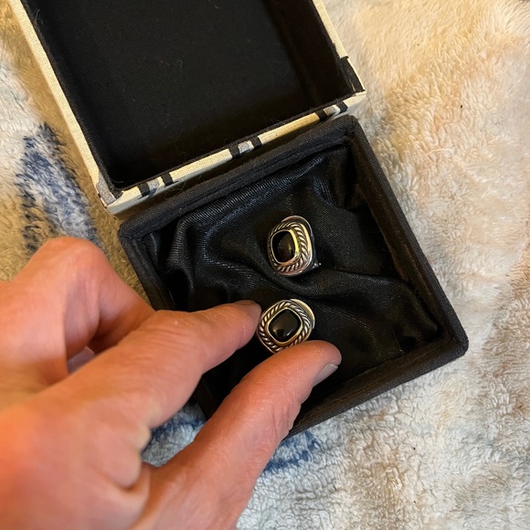 DAVID YURMAN BLACK ONYX ALBION EARRINGS - Picture 4 of 8